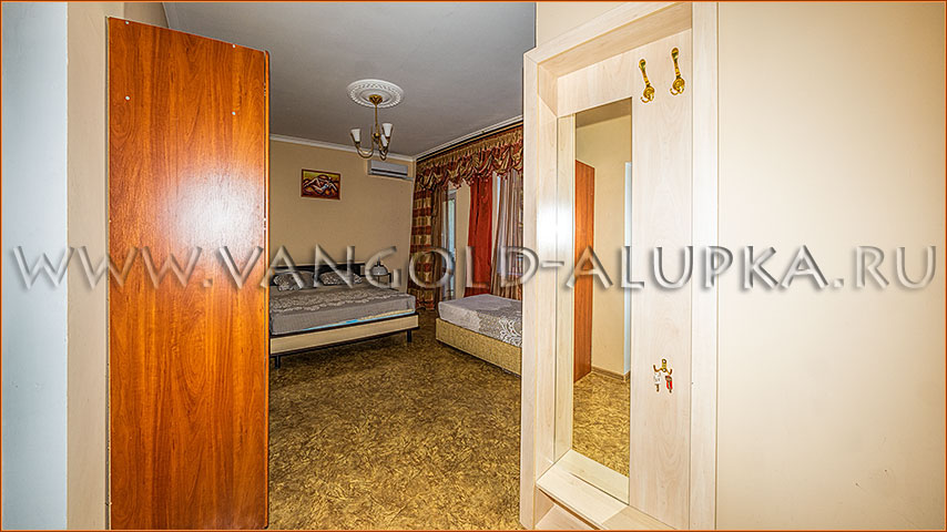   Van-Gold